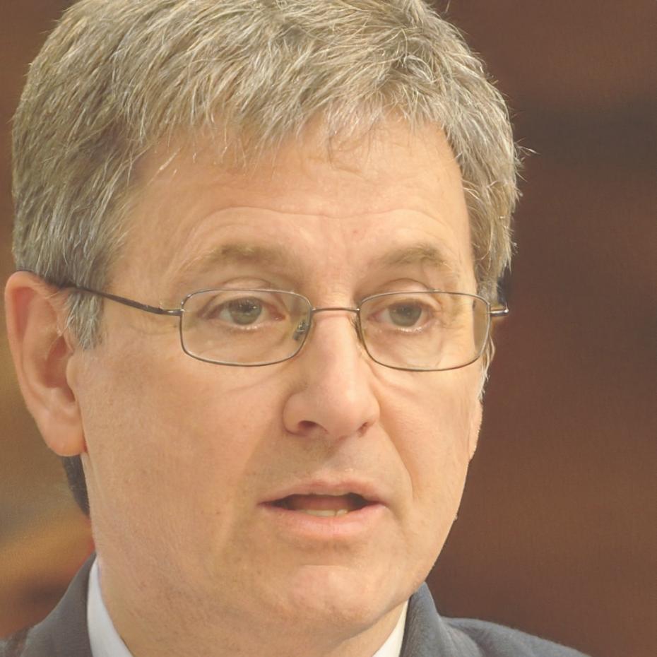 Portrait de Maxence Durieux, expert en gestion financière